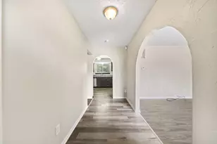 4780 Carbondale Dr, Columbus, OH 43232 - Photo 5