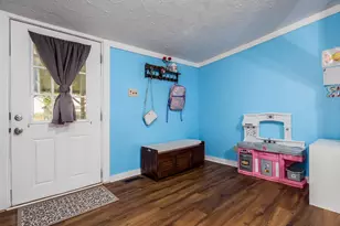 567 Maple Ave, Newark, OH 43055 - Photo 11