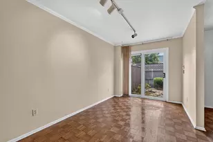 2438 Hardesty Dr S, Columbus, OH 43204 - Photo 13