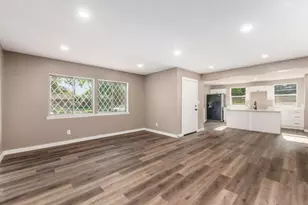 769 Harley Dr, Columbus, OH 43202 - Photo 5