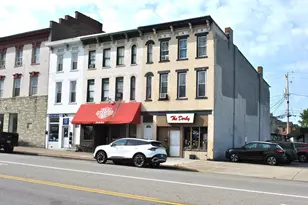 209 W Main St, Circleville, OH 43113 - Photo 1