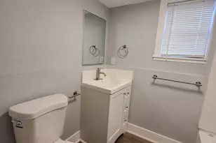 2480 Azelda St, Columbus, OH 43211 - Photo 11