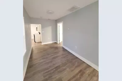 2480 Azelda Street, Columbus, OH 43211 - Photo 9