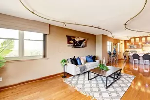 1620 E Broad St, Columbus, OH 43203 - Photo 7