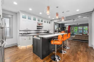 143 E Whittier St, Columbus, OH 43206 - Photo 9
