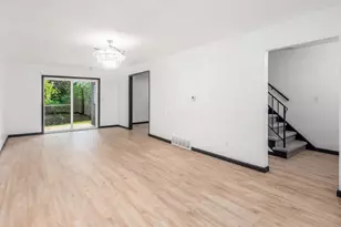 1498 Firwood Dr, Columbus, OH 43229 - Photo 9