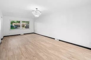 1498 Firwood Dr, Columbus, OH 43229 - Photo 7