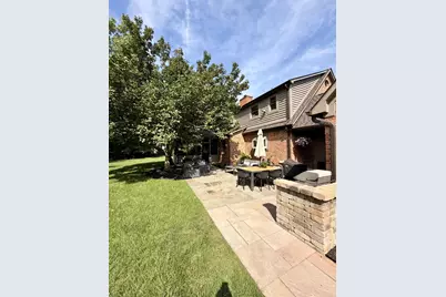 6075 Whittingham Drive, Dublin, OH 43017 - Photo 3