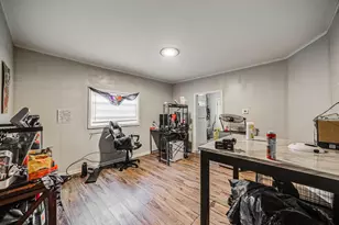 355 E Innis Ave, Columbus, OH 43207 - Photo 11