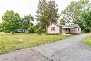 2766 Fairwood Ave, Columbus, OH 43207 - Photo 1