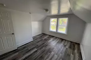 1709 E Weber Rd, Columbus, OH 43211 - Photo 7