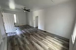 1709 E Weber Rd, Columbus, OH 43211 - Photo 3