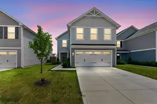 768 S Walnut St, Marysville, OH 43040 - Photo 3