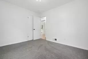 3466 Maize Rd, Columbus, OH 43224 - Photo 9