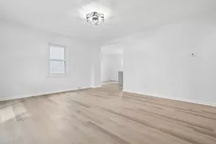 3466 Maize Rd, Columbus, OH 43224 - Photo 5