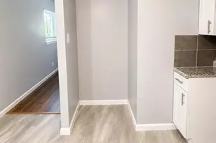 3049 Durham Dr, Columbus, OH 43207 - Photo 7