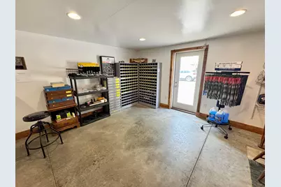 210 Main Street, Shawnee, OH 43782 - Photo 15