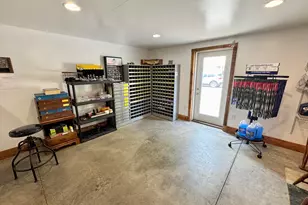 210 Main St, Shawnee, OH 43782 - Photo 15