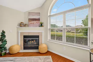 7228 Falls View Cir, Delaware, OH 43015 - Photo 13