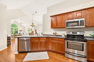 7228 Falls View Cir, Delaware, OH 43015 - Photo 23