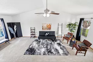 2316 Shelby Ln, Hilliard, OH 43026 - Photo 5