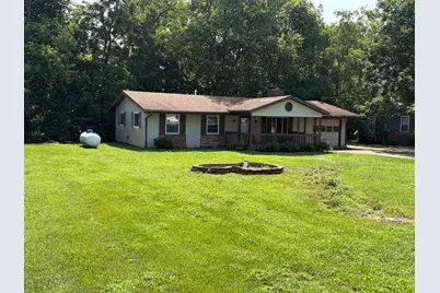 325 Staunton Jasper Road SW, Washington Court House, OH 43160 - Photo 1