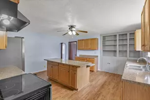 1091 Musselman Dr, Zanesville, OH 43701 - Photo 9