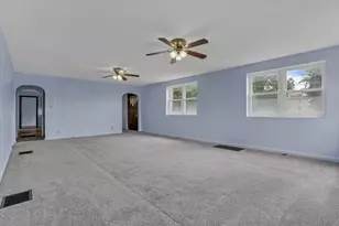 1091 Musselman Dr, Zanesville, OH 43701 - Photo 7