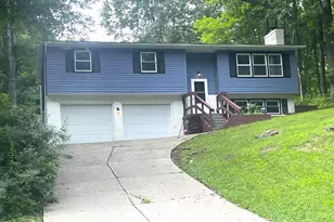439 Grand Valley Dr, Howard, OH 43028 - Photo 1