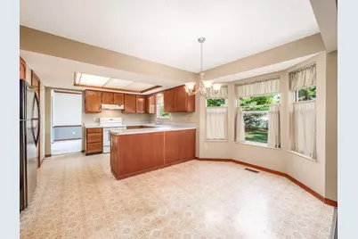 316 Brownsfell Drive, Columbus, OH 43235 - Photo 15