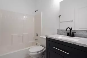 2859 Acarie Dr, Columbus, OH 43219 - Photo 31