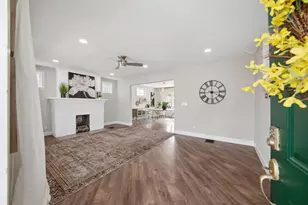 977 Gilbert St, Columbus, OH 43206 - Photo 3