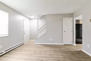 524 Clarendon Ave, Columbus, OH 43223 - Photo 5