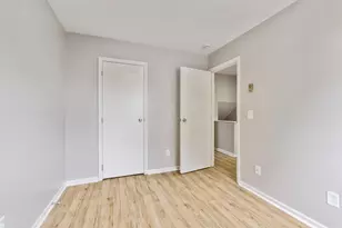 524 Clarendon Ave, Columbus, OH 43223 - Photo 13