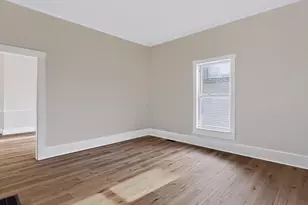 281 W 2nd St, Logan, OH 43138 - Photo 9