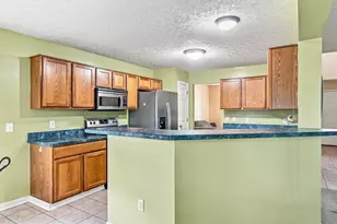 1403 Westbrook Dr, Marysville, OH 43040 - Photo 7
