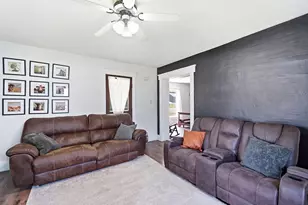 102 W Pike St, Christiansburg, OH 45389 - Photo 17
