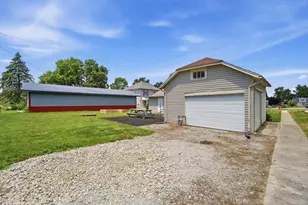 102 W Pike St, Christiansburg, OH 45389 - Photo 63