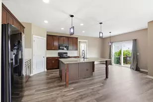 1391 Scotsman Dr, Grove City, OH 43123 - Photo 7