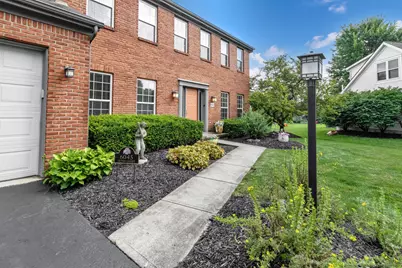 6045 Seton Court, Lewis Center, OH 43035 - Photo 3
