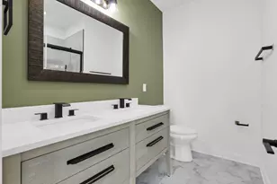 901 Miller Ave, Columbus, OH 43206 - Photo 33