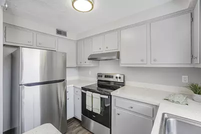 2818 Avati Drive #H4, Columbus, OH 43207 - Photo 11