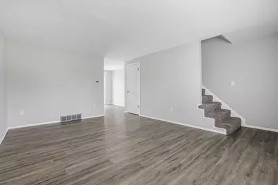 2818 Avati Drive #H4, Columbus, OH 43207 - Photo 5