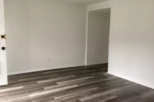 580 Pamlico St, Columbus, OH 43228 - Photo 9