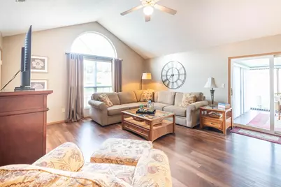 4979 Meadow Run Drive, Hilliard, OH 43026 - Photo 7