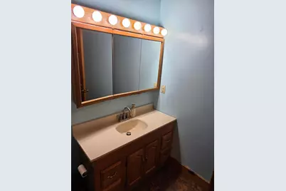 9056 Pleasant Valley Road NE, Frazeysburg, OH 43822 - Photo 33