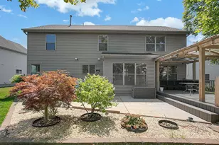 7961 Pinehill Rd, Lewis Center, OH 43035 - Photo 41
