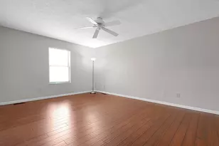 7961 Pinehill Rd, Lewis Center, OH 43035 - Photo 33
