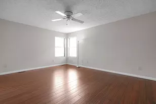 7961 Pinehill Rd, Lewis Center, OH 43035 - Photo 17