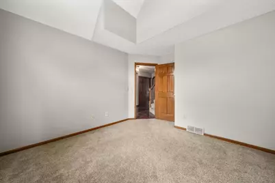 13042 Heatherstone Circle, Pickerington, OH 43147 - Photo 9